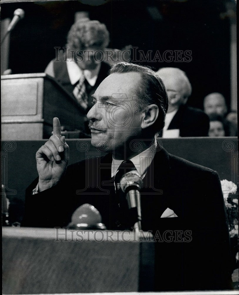 1973 Enoch Powell at the Conference at Blackpool  - Historic Images