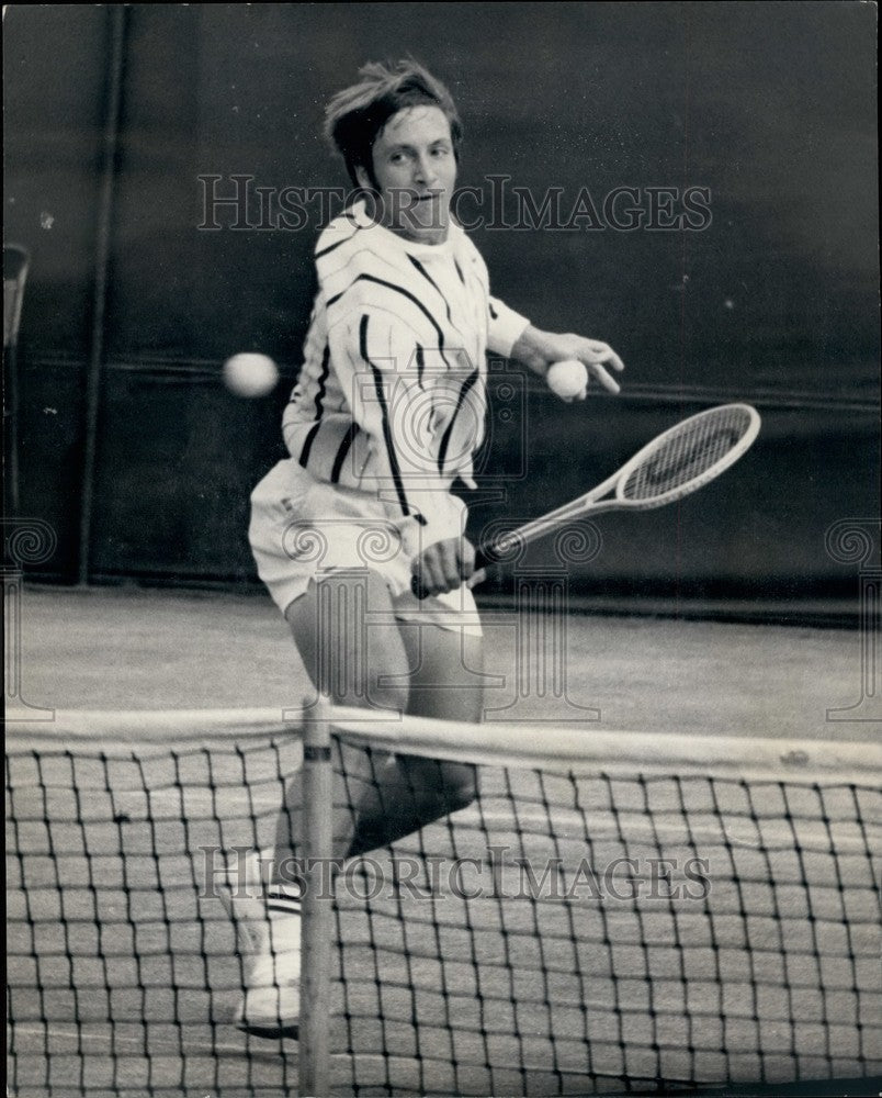 1969 Press Photo R. Lutz in action at Wimbledon - KSB37303-Historic Images