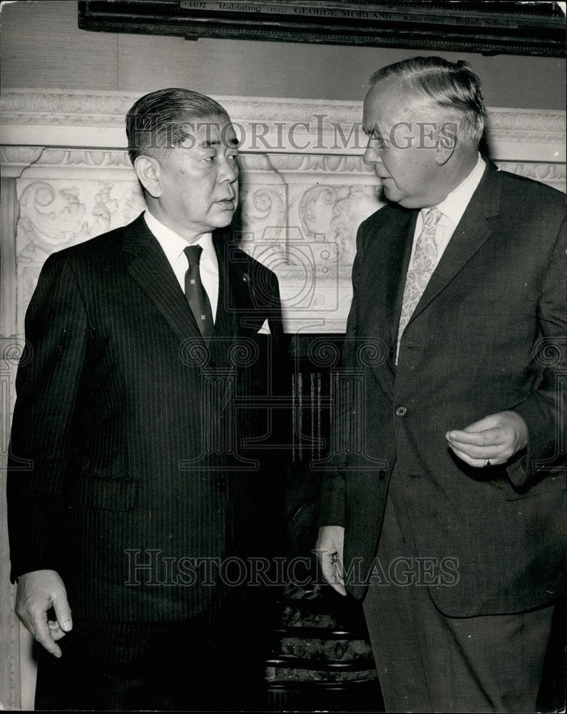 1969, Japanese Foreign Minister Kiichi Aichi and Harold Wilson, Prime - Historic Images