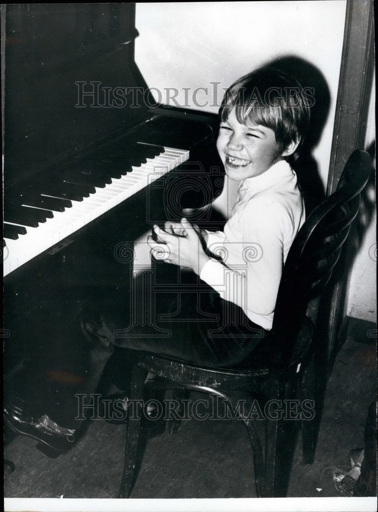 1972 Press Photo Spanish Pianist Prodigy Leandro Aconcha - KSB37585-Historic Images