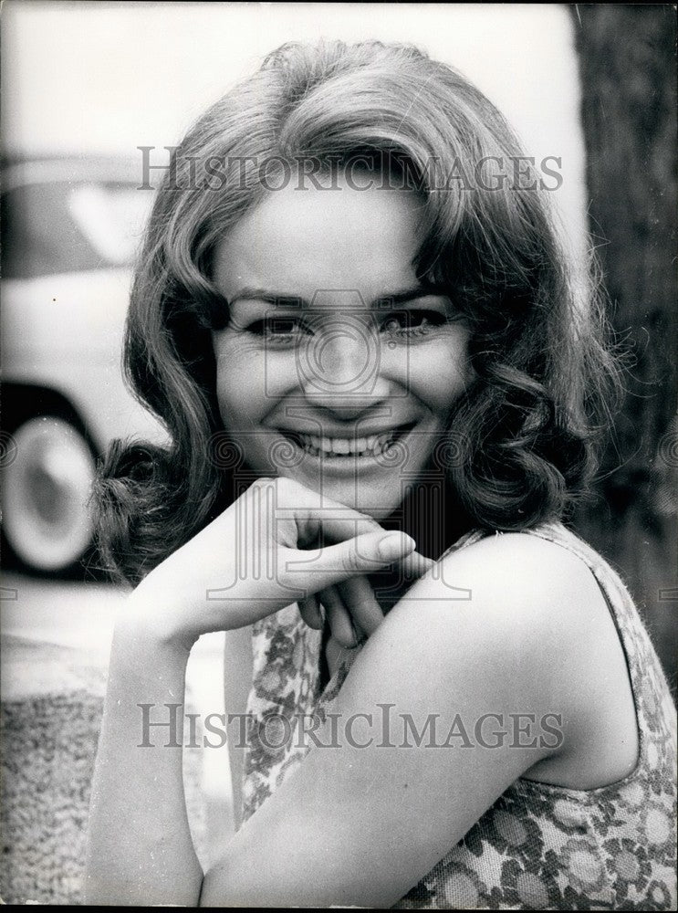 1968 Press Photo Martine Brochard Actress Starlet Co-Star Aznavour L&#39;Amour Film-Historic Images