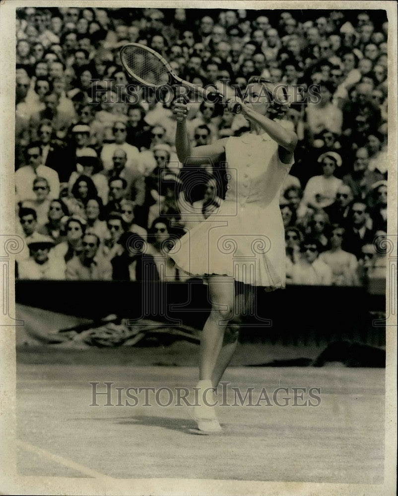 1955 Louise Brough wins ladies singles at Wimbledon - Historic Images