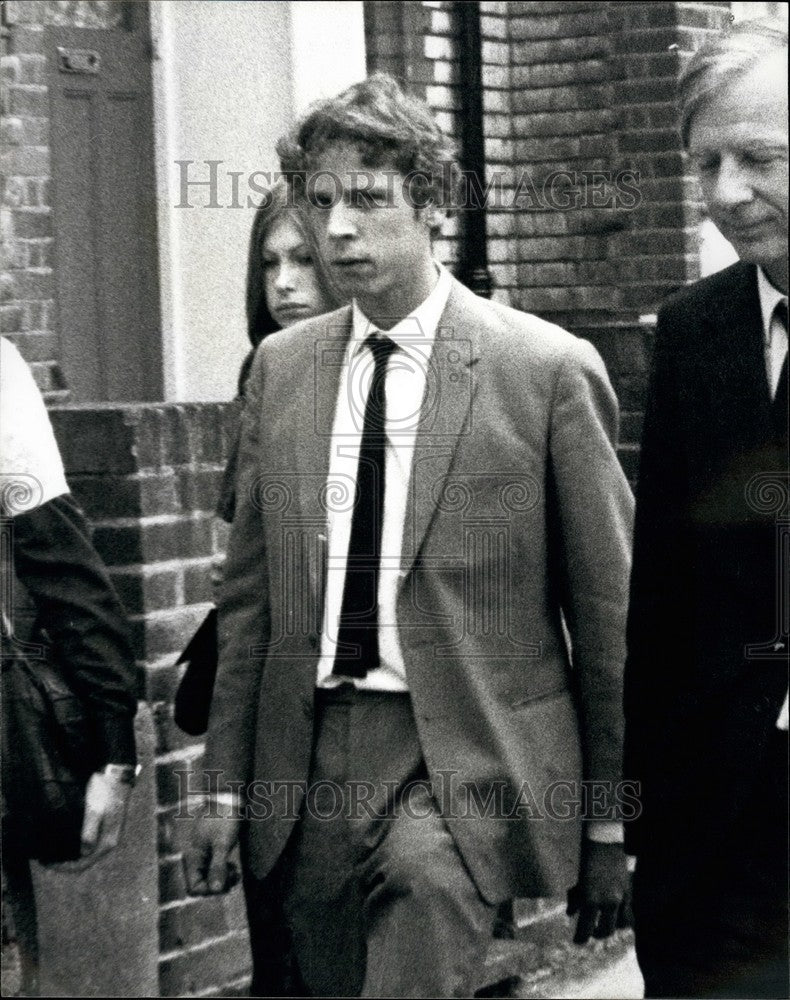 1977 Press Photo son of Environment Secretary Peter Shore is found dead - Historic Images