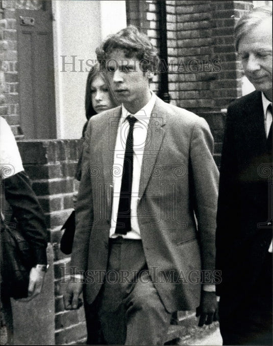 1977 Press Photo son of Environment Secretary Peter Shore is found dead - Historic Images