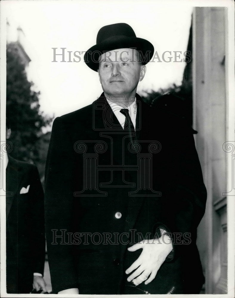 1954 Italian Ambassador Signor Brosio Arriving at Carlton Gardens - Historic Images