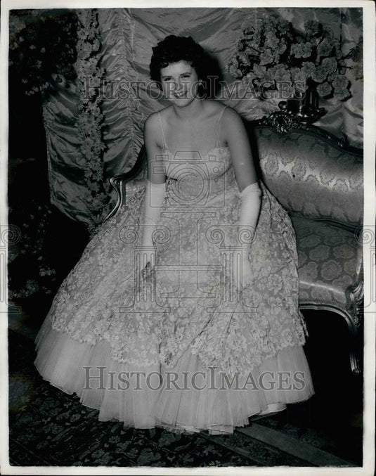 1954 Barbara Smith, Stoll Theater  - Historic Images