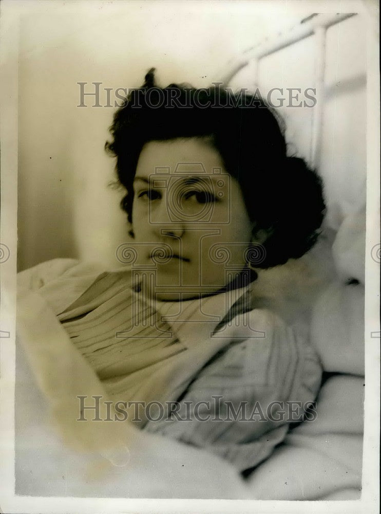 1955, Joan Smith, Accident Survivor - KSB39147 - Historic Images