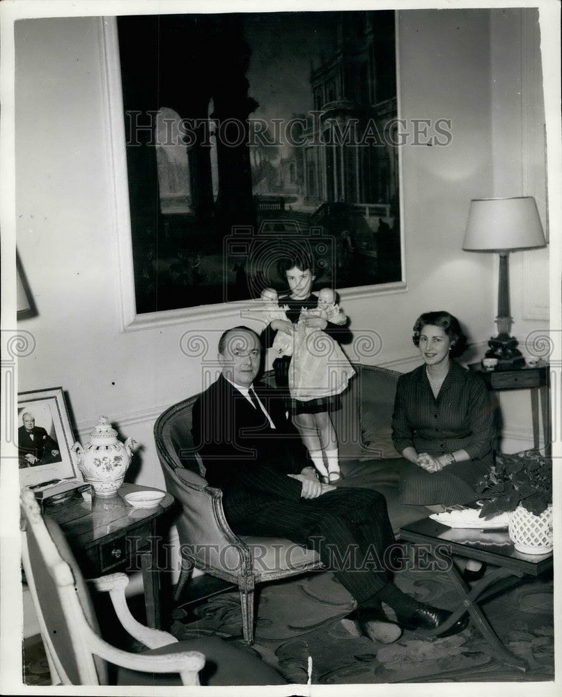 1957 Chancellor of the Exchequer , Peter Thorneycroft &amp; family - Historic Images