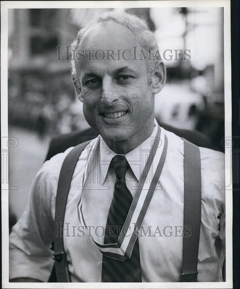 Press Photo Republican Candidate For Governor Of New York Mr. Lewis - KSB41219 - Historic Images