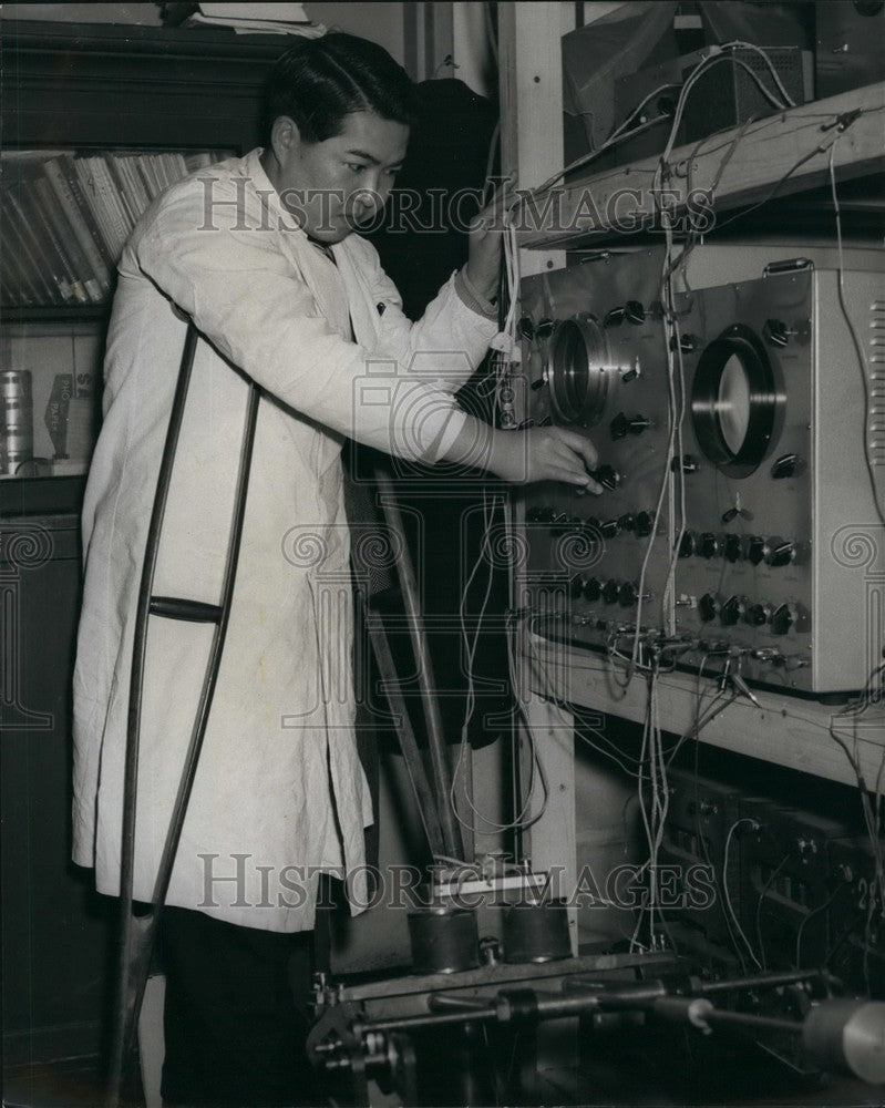 Press Photo Japan's "Doctor Courageous" Dr. Watanabe is a Neurologist-Historic Images