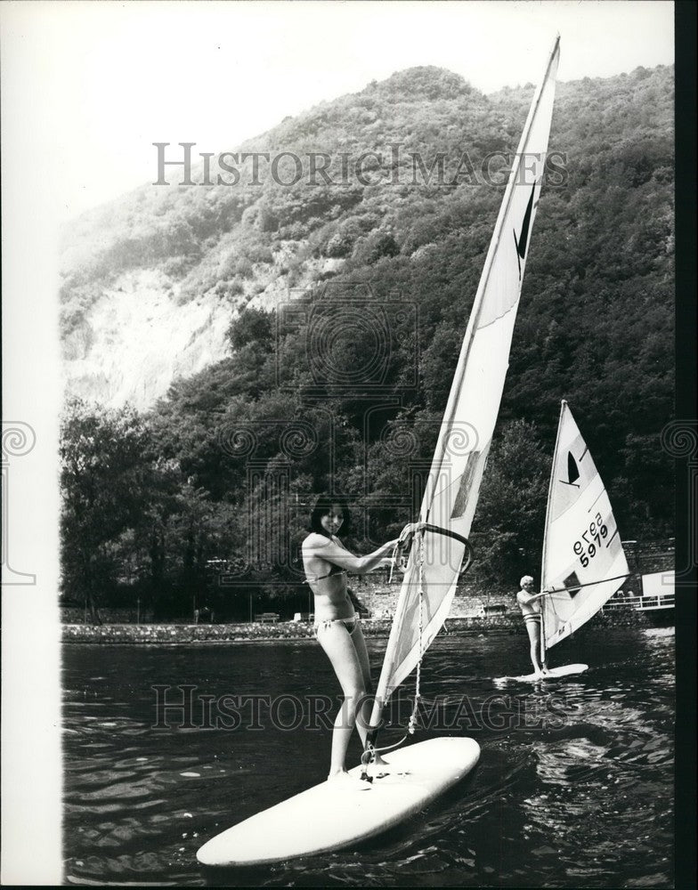 1929 Press Photo People Windsurfing In Switzerland Lake Of Lugano - Historic Images