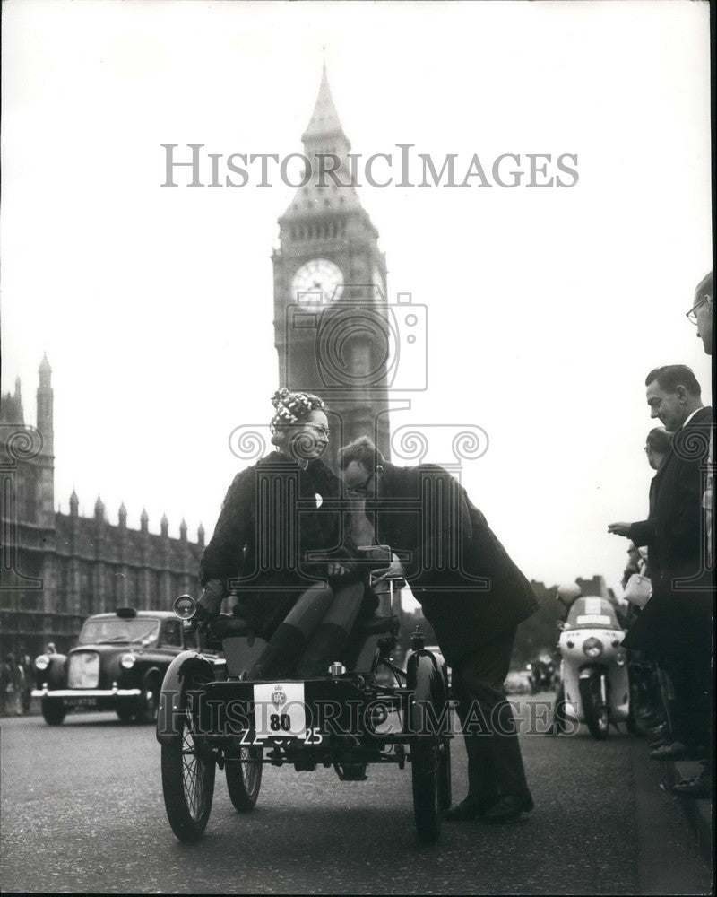 1969 Mr.C.T. Steffelaur  & his 1901 De Dion Bouton car - Historic Images