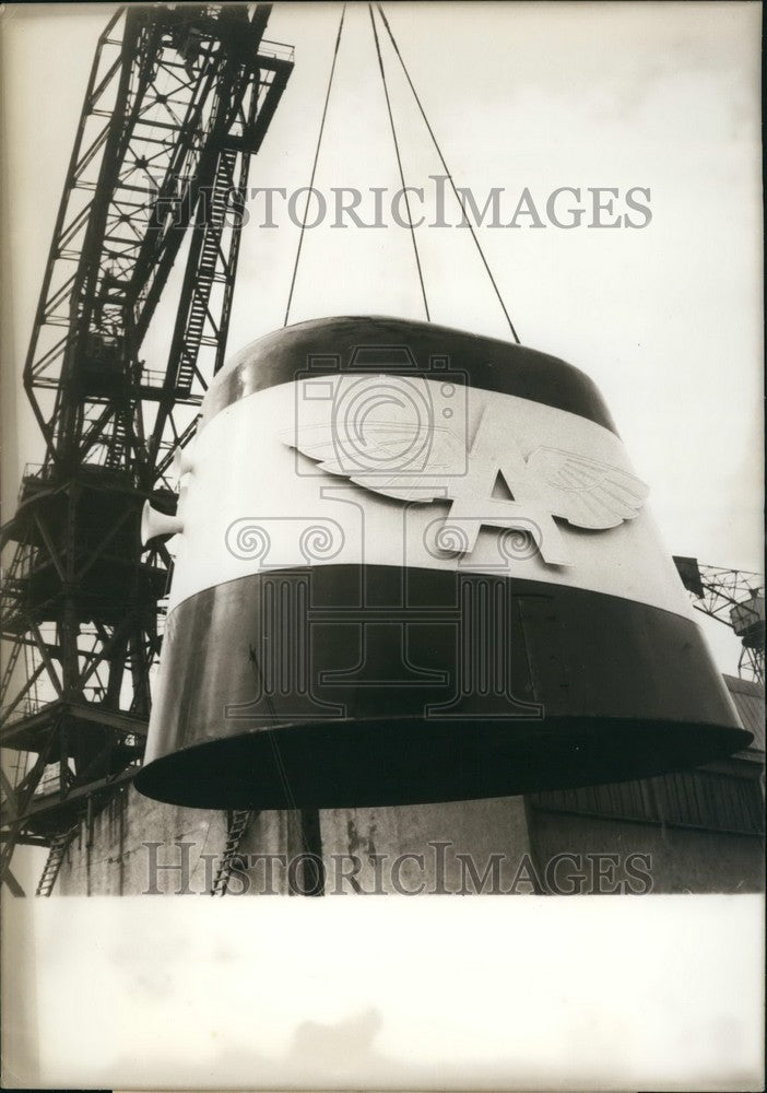1957 Press Photo A 25-ton funnel tanker "Tide Water" now under construction - Historic Images