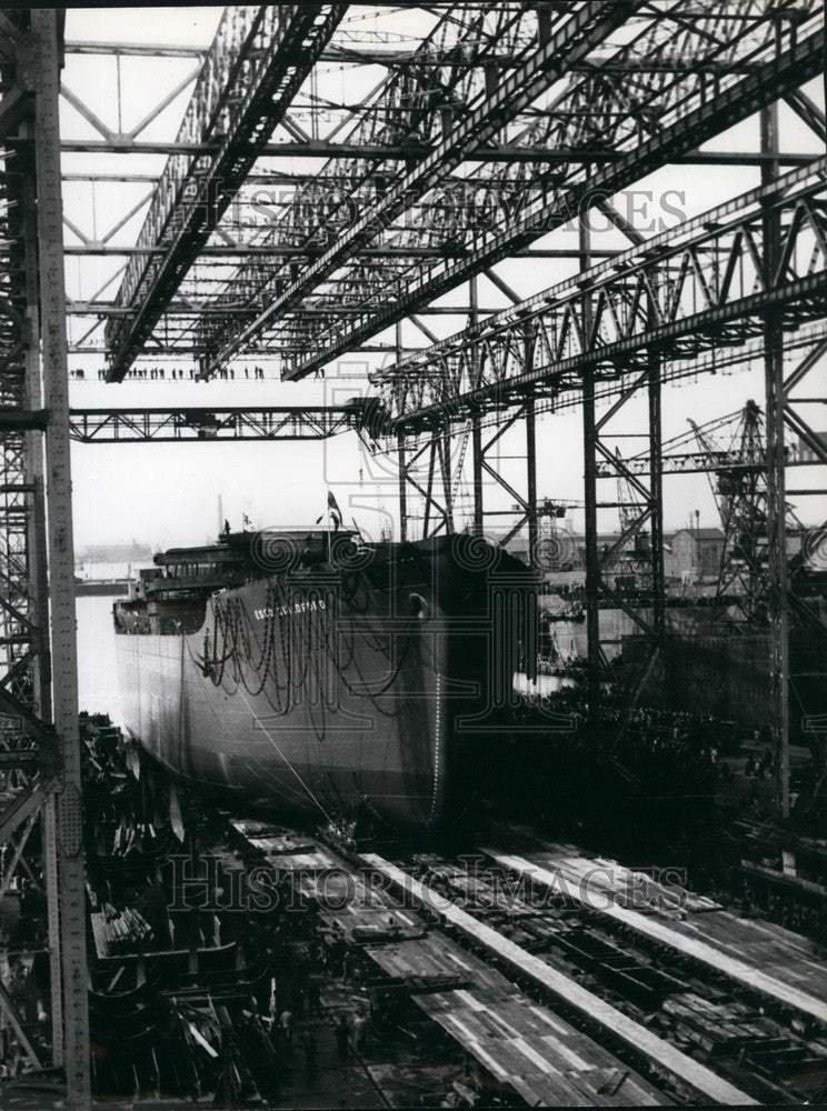 1957 Tanker Esso Guildford Biggest Ship Built Weserwerft Bremen - Historic Images