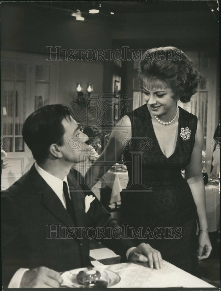 1963, &quot;Un Monsieur bien&quot; Stars Paul Meurisse and Sandra Milo - Historic Images