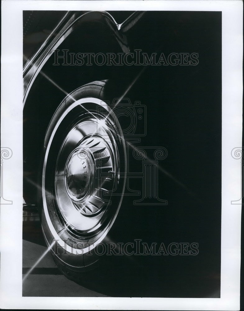 Press Photo Gleaming stainless steel wheelcovers - Historic Images