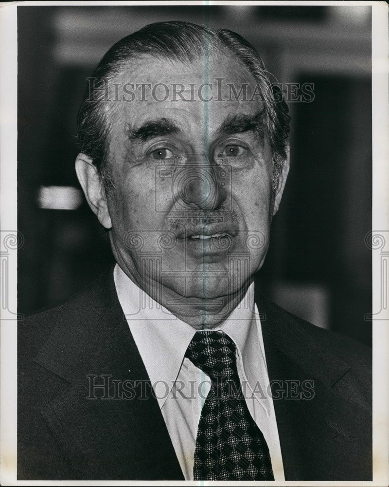 1977 Press Photo Permanent Israeli Representative Chaim Herzog United Nations - Historic Images