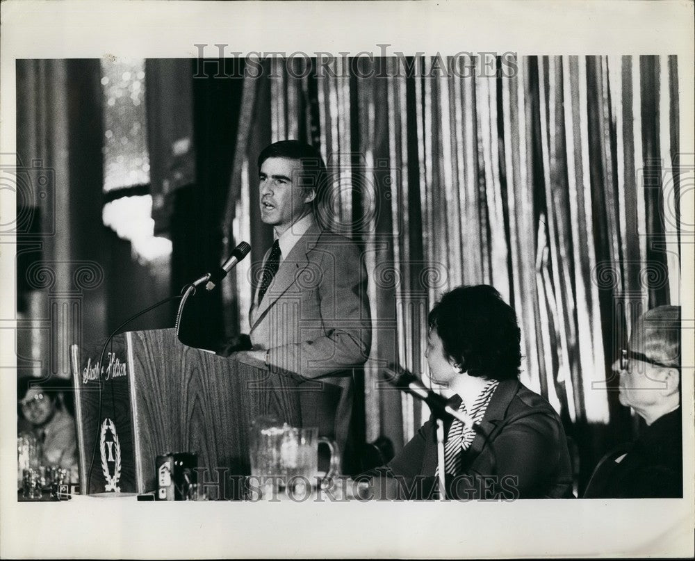 1976, Terry Brown-Mary Ann Krupsak-Abe Beane at press conference - Historic Images