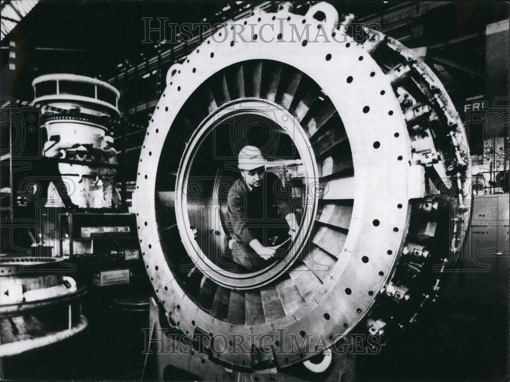 Press Photo West-German Gas Turbines For The Soviet Union - Historic Images