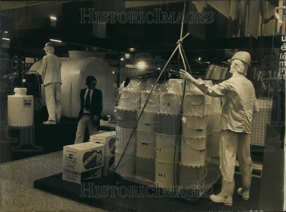 1978, Europlastic Exposition in Paris - KSB44071 - Historic Images