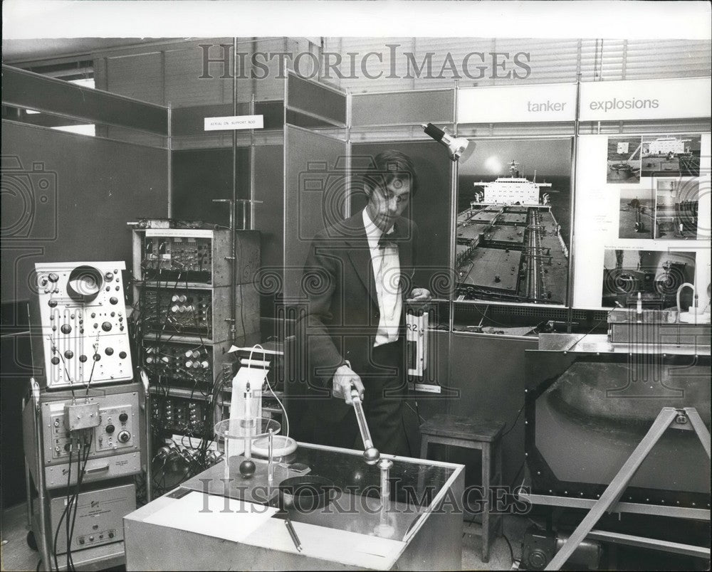 Press Photo The Culham Laboratory Open Days - KSB44127 - Historic Images