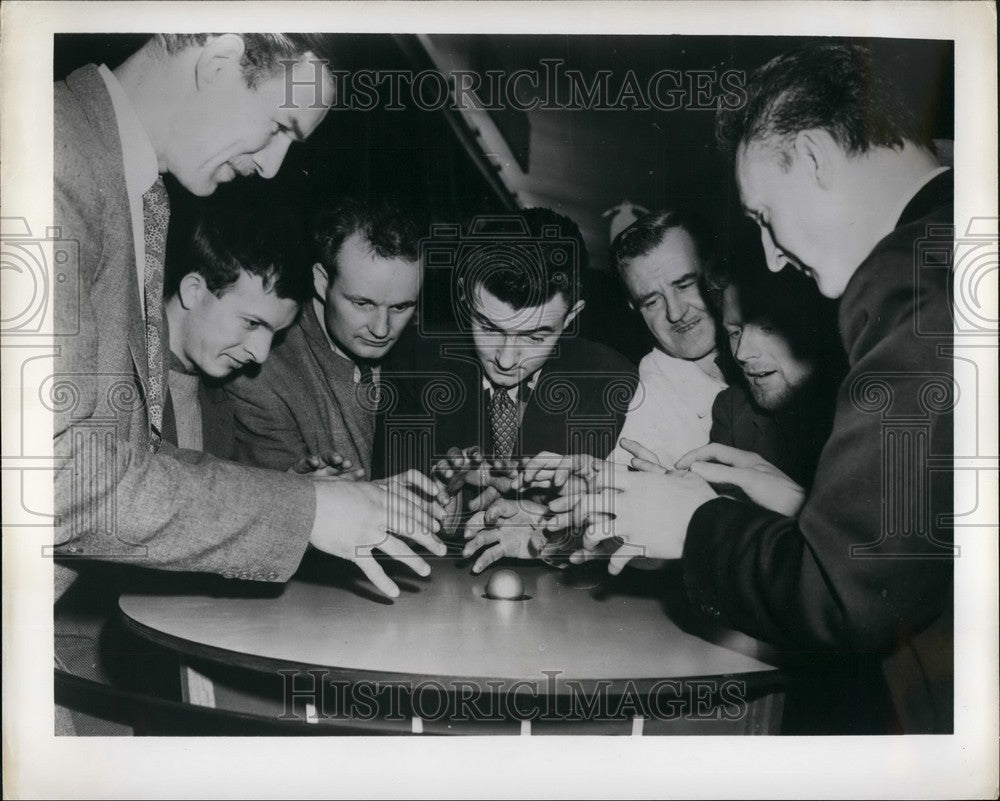 1975 Press Photo Electronics and Automation Exhibition in London - Historic Images
