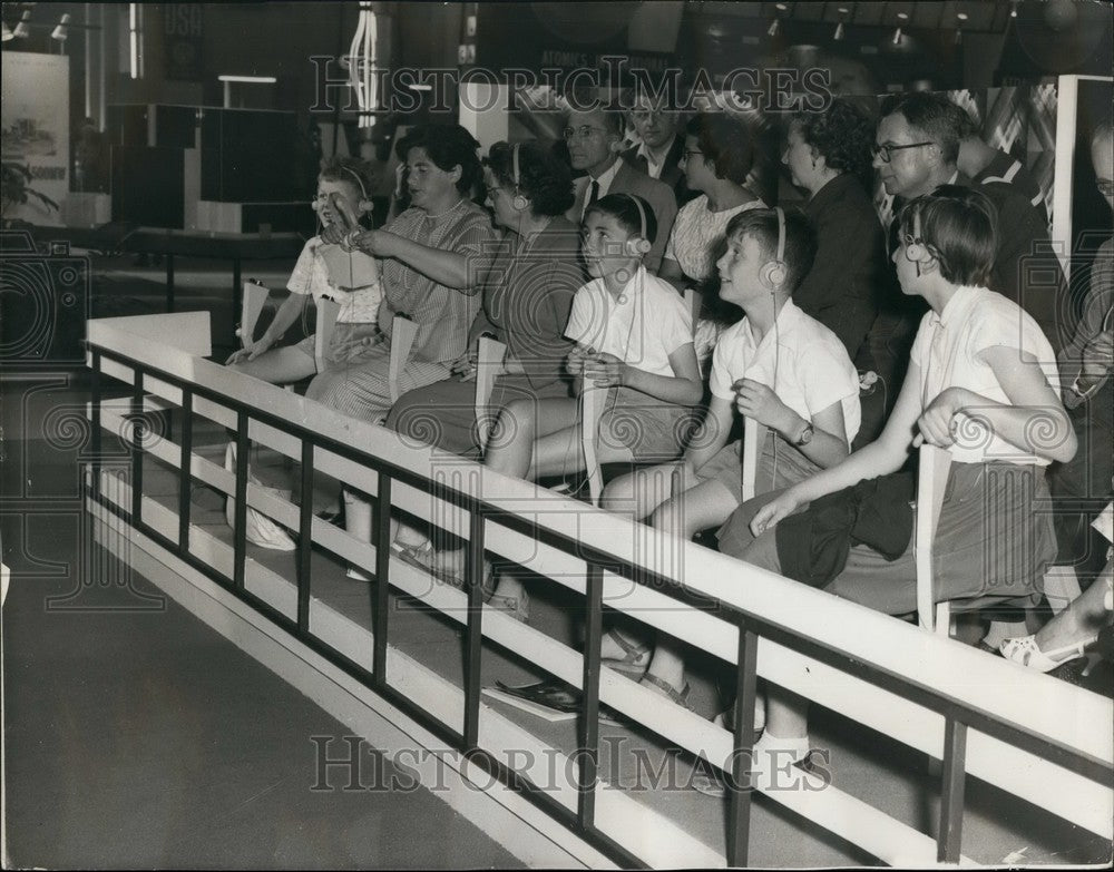 1958 robot 'hands' being demonstrated at the Geneva Atomic Exhibit - Historic Images