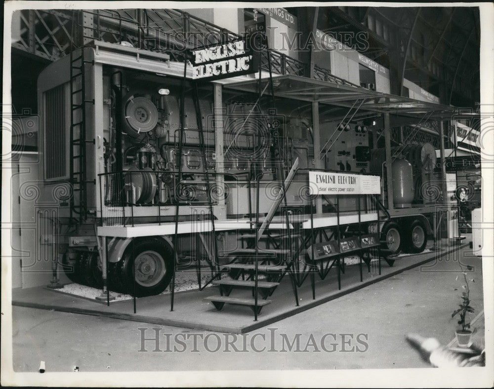 1955, Foundry Trades&#39; Exhibition opens in Olympia - KSB44269 - Historic Images