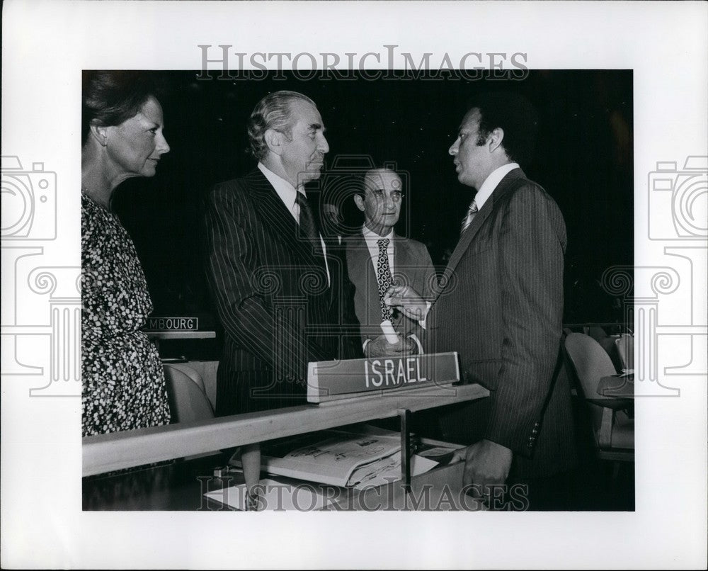 1977, United Nations General Assembly Ambassador Chaim Herzog Landau - Historic Images