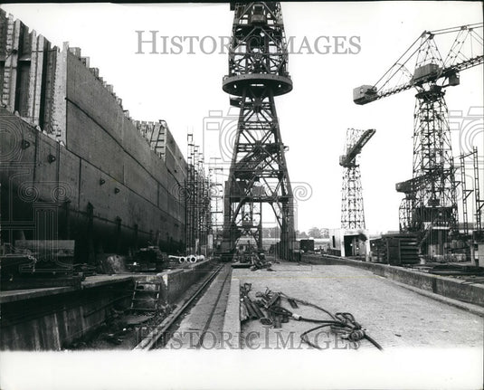 Press Photo A ship under construction - Historic Images