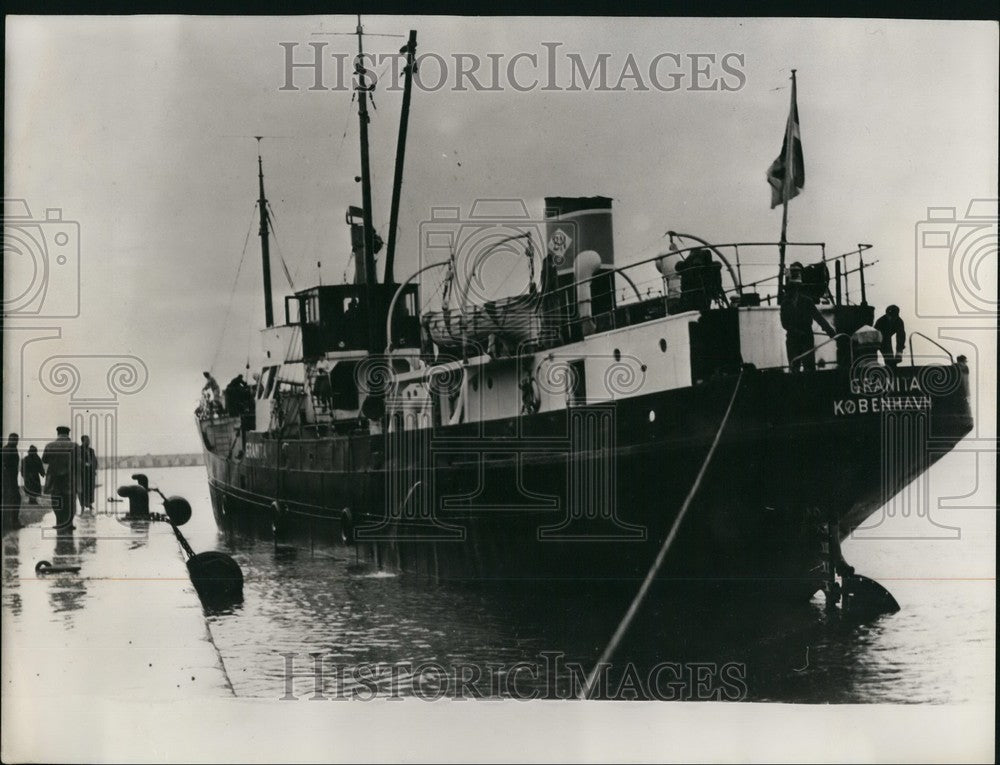 1958  "Granita", flying the Danish  flag - Historic Images