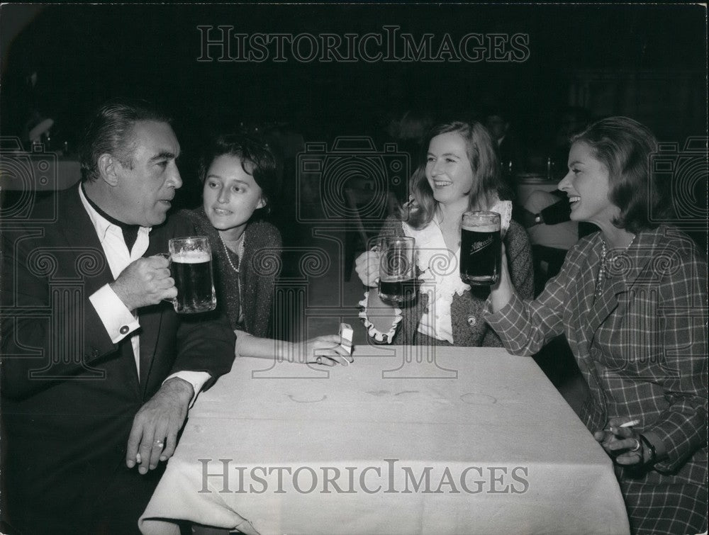 1963 Press Photo Ingrid Bergman, Anthony Quinn; Irina Delich and other Actors - Historic Images