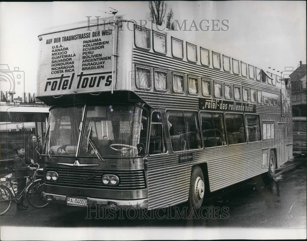 1966 Exterior Rotel Mobile Hotel Tourists Stugtgart Germany - Historic Images