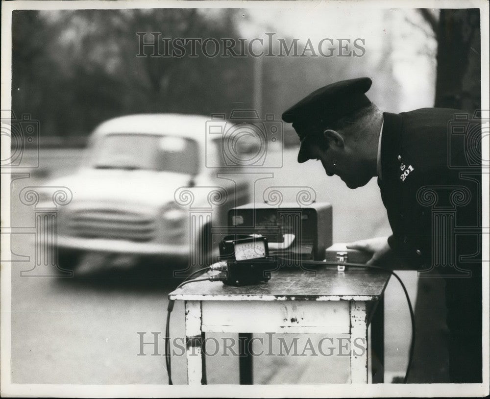 Press Photo Radar Speed Traps For London - Historic Images