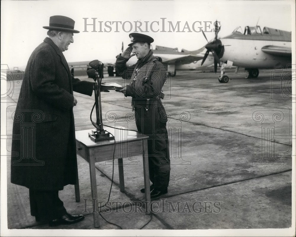 1954 Lt Cmdr F.E. Cowtan &amp; Sir Richard Fairey - Historic Images