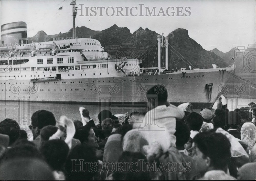 1961 Vera Cruz Spanish Steamer Tenerfie Harbour Brazil - Historic Images