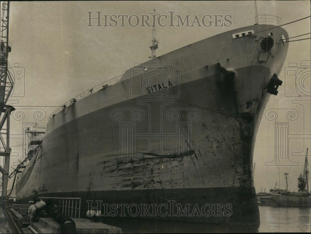 1961 Ships Collide In Channel Fog - Historic Images