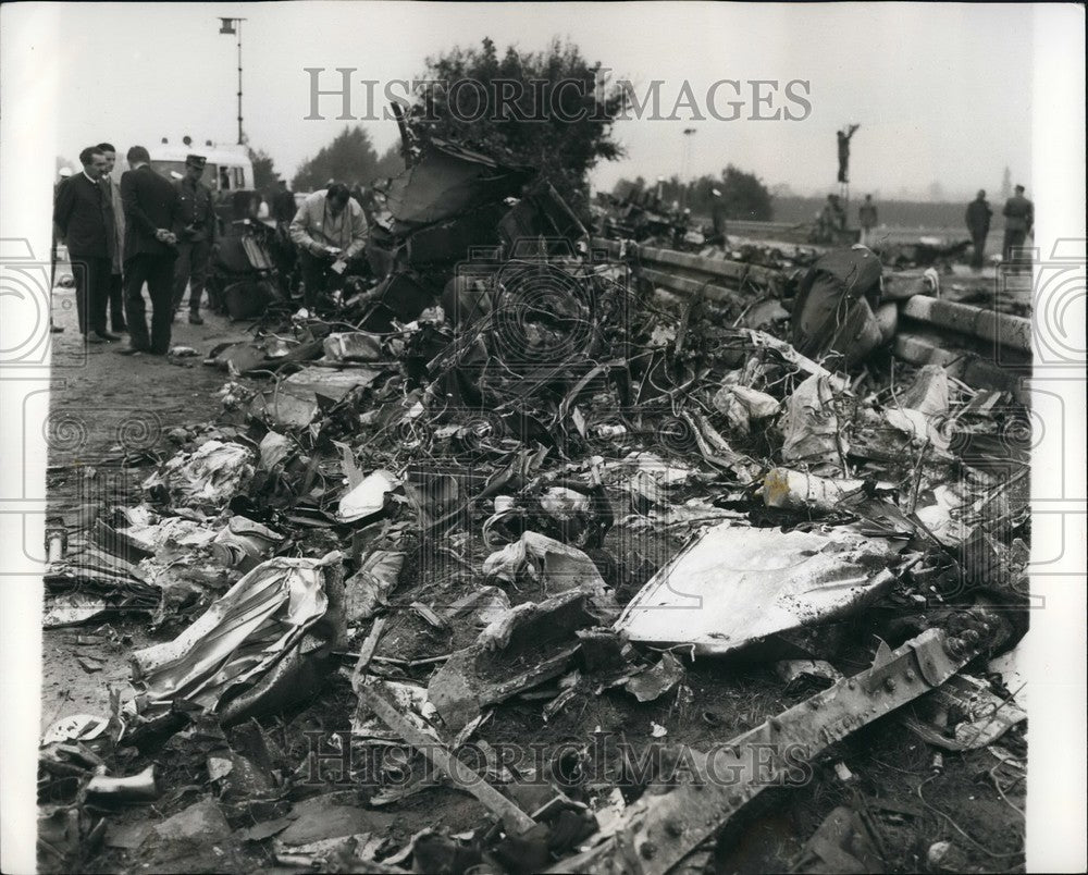 1968 Wreckage Of British Holiday Plane Crash 48 Dead In Munich - Historic Images