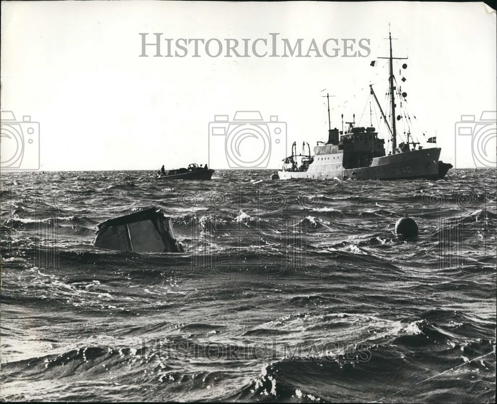 1971 Press Photo ungarian Ilyushin Crash near island of Saltholm - KSB46783 - Historic Images