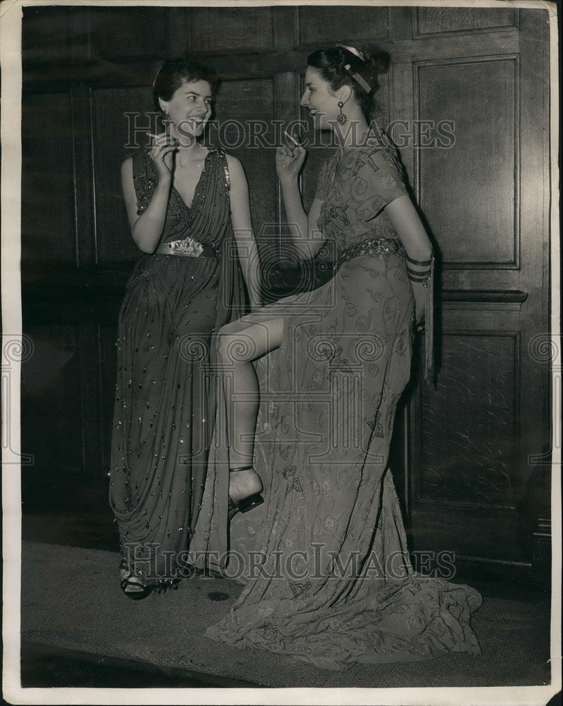 1952 Press Photo Quo Vadis costumes for the bath assembly arts festival - Historic Images