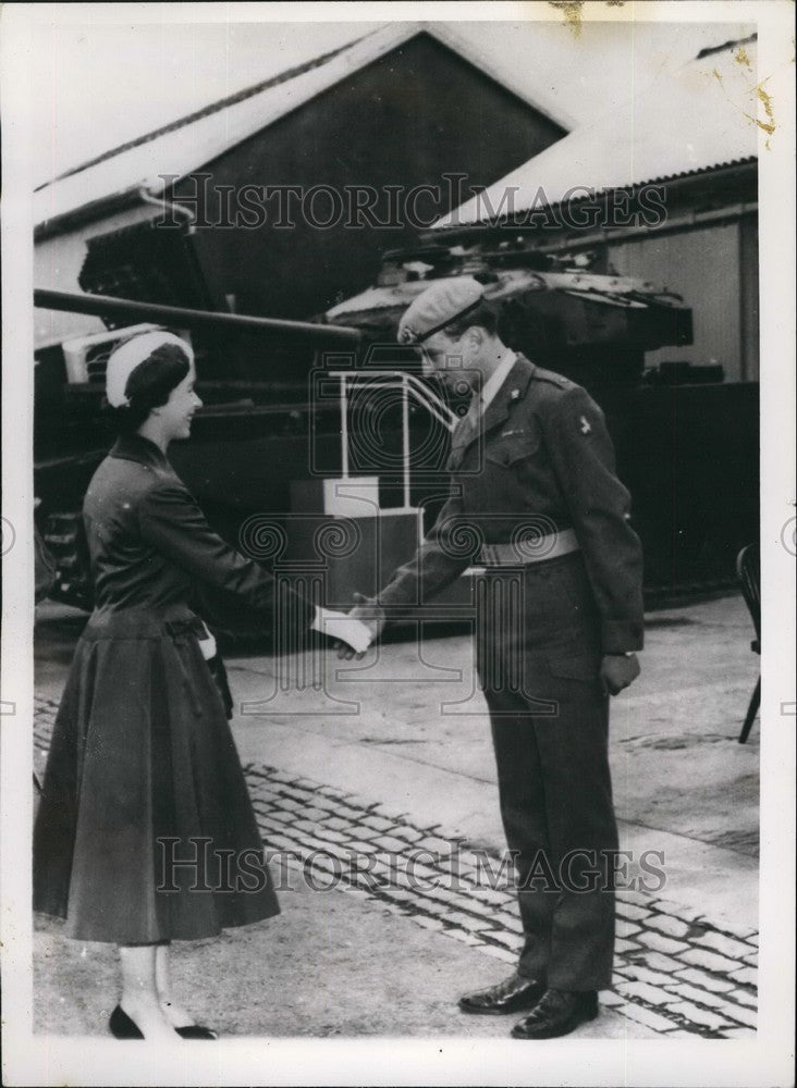 1957, Queen Elizabeth, Duke of Kent - KSB47807 - Historic Images