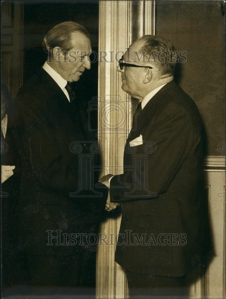 1973 Press Photo Maurice Schumann French Minister Foreign Affairs Kurt Waldheim-Historic Images