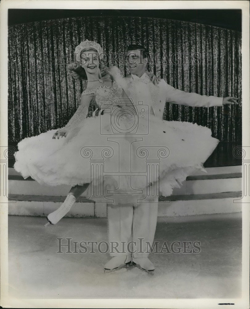 Press Photo Barbara Ann Scott And Michael Kirby, Canadian Skating Champions - Historic Images