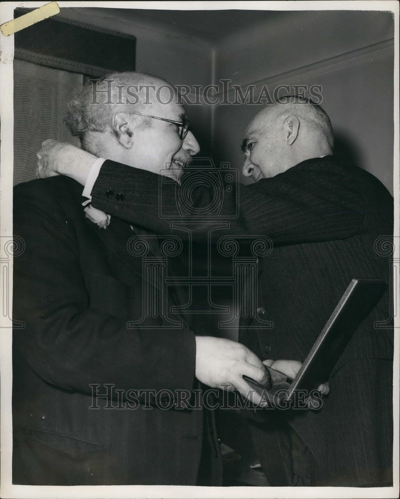 1953 Press Photo Dr Schlange Schoningen, Victor Gollanz - KSB48289-Historic Images