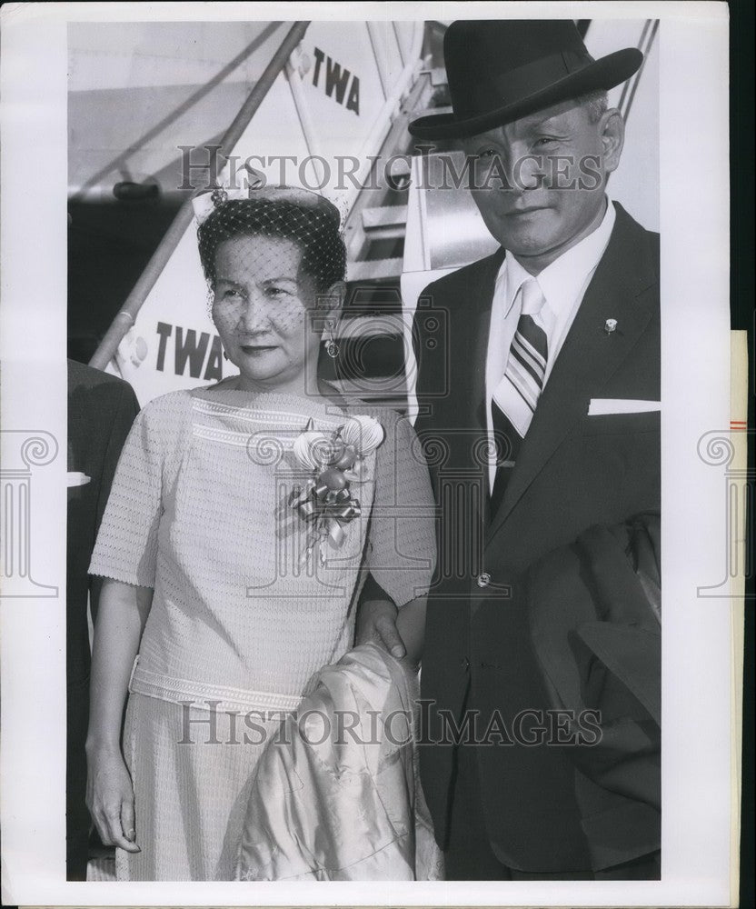 Press Photo Philippine Foreign Secretary Felixberto Serrano wife Conchita-Historic Images