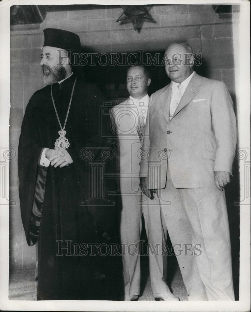 1960 Press Photo Archbishop Makarios, the President of Cyprus &amp; Mr Sergueev - Historic Images