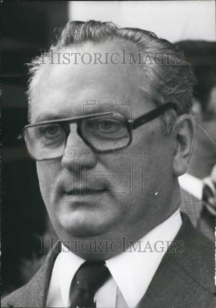 1975, Minister of Foreign Commerce Norbert Segard - KSB48935 - Historic Images