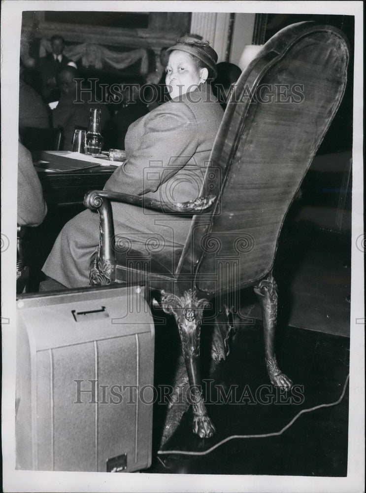 1958 Press Photo Basutoland Discussions Chieftainess Mansebo Sessiso chair-Historic Images