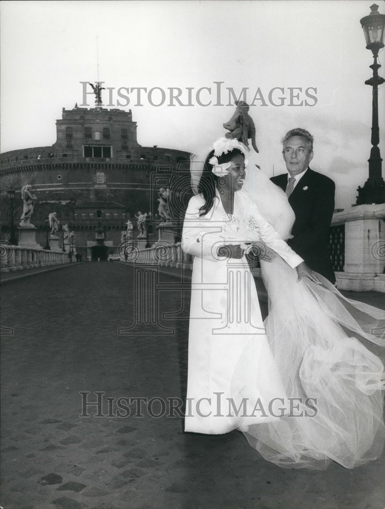 Press Photo British actor Peter Finch weds Eletha Barret - KSB49049-Historic Images