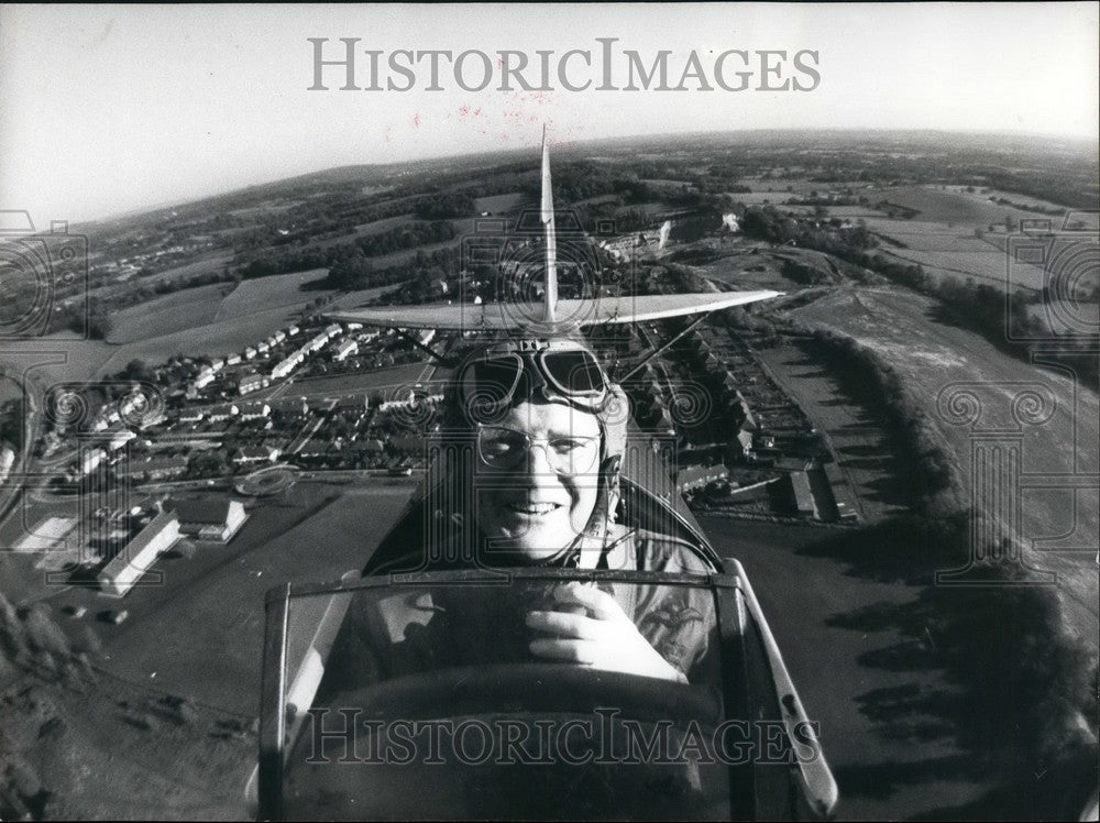 1977 Sir Peter Vanneck in his plane  - Historic Images